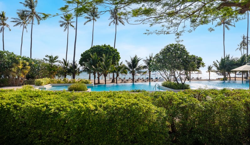 SAii PhiPhi Island Village Deluxe Sea View Bungalow King Bed Sea View